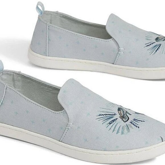 DISNEY X TOMS Cinderella Sky Blue Glass Slipper Canvas Shoe NWT - Picture 4 of 4